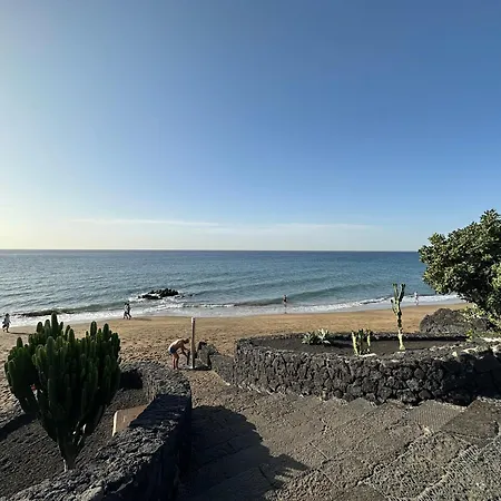 Sea View With Direct Access To Boulevard *