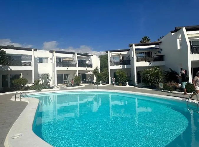 アパート Sea View With Direct Access To Boulevard *